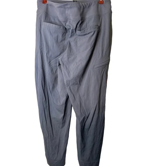 Athleta Women's Gray Straight Leg Zipper Pocket High Rise Ankle Pant Size 4 - Picture 3 of 10